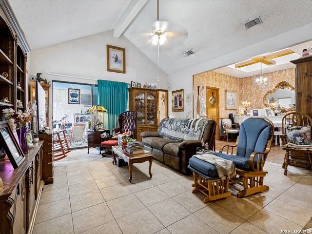 6419 Royal Ridge, San Antonio, TX 78239
