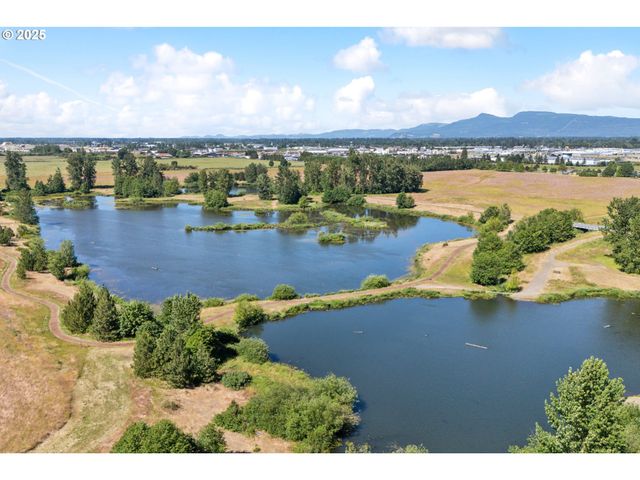 5782 Durst St, Eugene, OR 97402