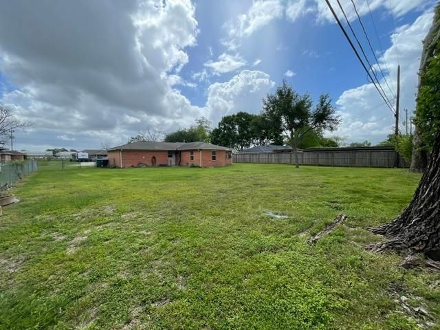 1805 Wycliffe Drive, Houston, TX 77043