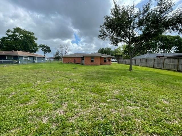 1805 Wycliffe Drive, Houston, TX 77043