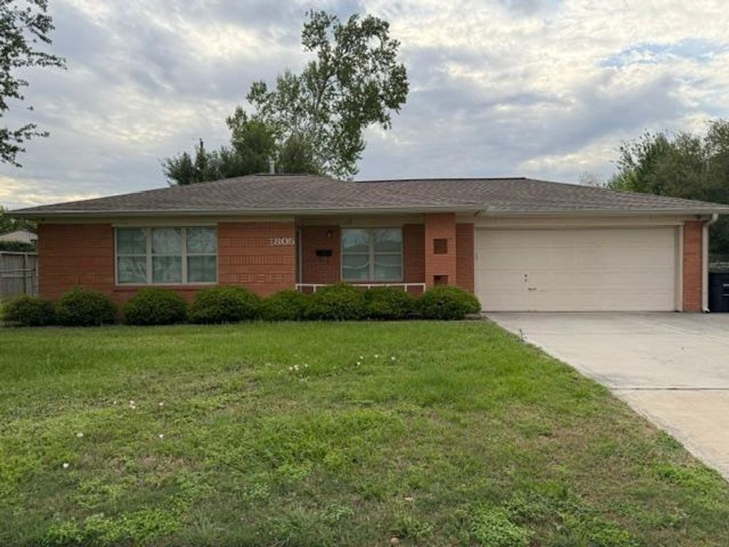 1805 Wycliffe Drive, Houston, TX 77043