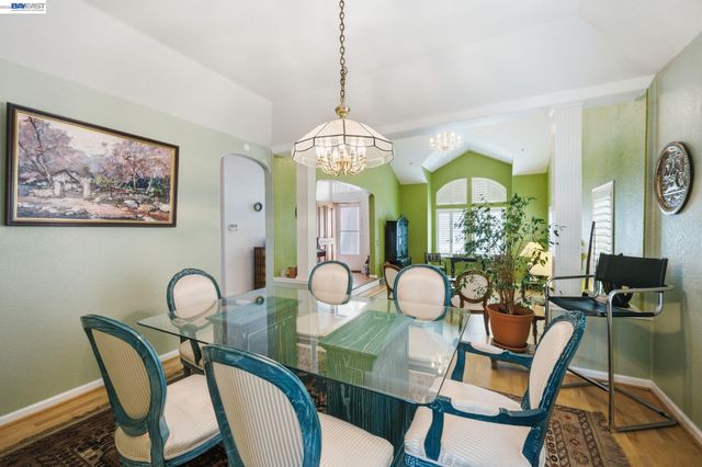 32219 Allison Dr, Union City, CA 94587