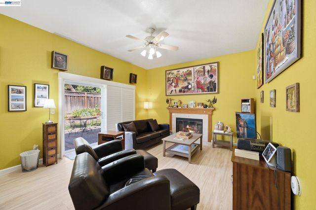 32219 Allison Dr, Union City, CA 94587
