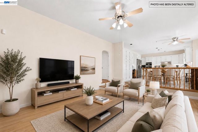 32219 Allison Dr, Union City, CA 94587