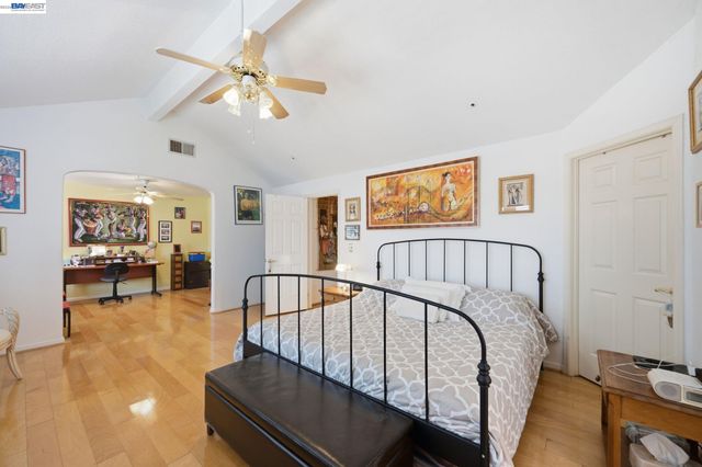 32219 Allison Dr, Union City, CA 94587
