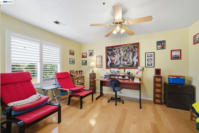 32219 Allison Dr, Union City, CA 94587