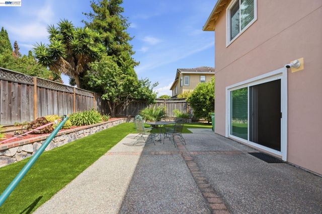 32219 Allison Dr, Union City, CA 94587
