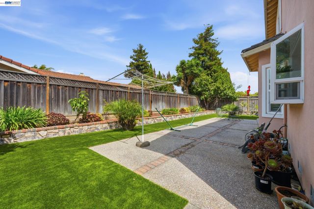 32219 Allison Dr, Union City, CA 94587