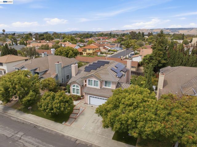 32219 Allison Dr, Union City, CA 94587