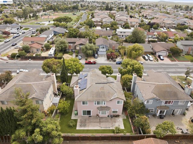 32219 Allison Dr, Union City, CA 94587