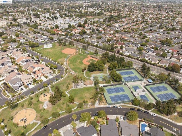 32219 Allison Dr, Union City, CA 94587