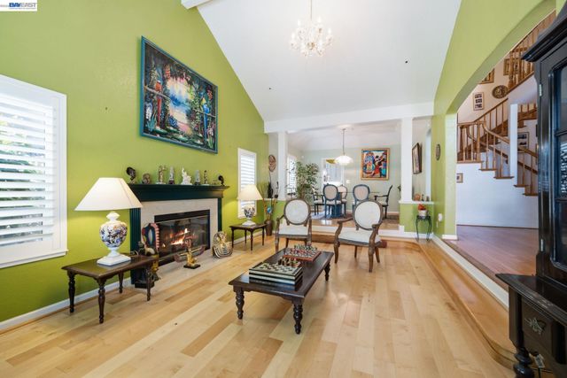 32219 Allison Dr, Union City, CA 94587