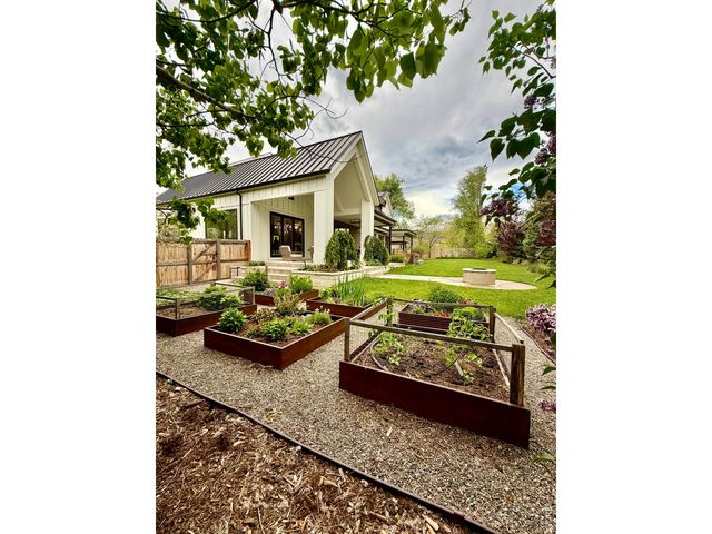 2093 Tamarack Ave, Boulder, CO 80304