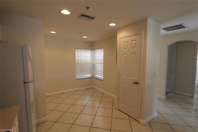 3035 Horizon LN # 2201, Naples, FL 34109