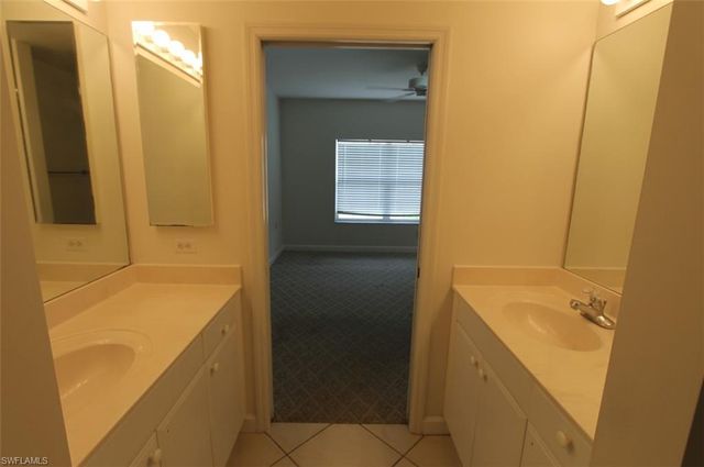 3035 Horizon LN # 2201, Naples, FL 34109