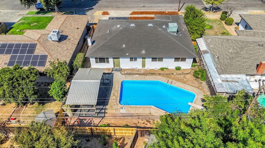 Image 40 of property listing at 5186 N Callisch Avenue, Fresno, CA 93710