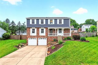 345 Celestial Dr, Economy, PA 15042