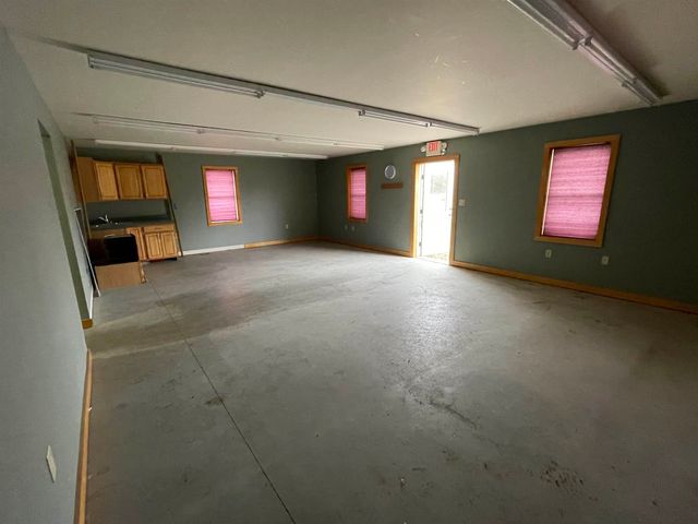 100 Cherry Tree Hill Lane, Barton, VT 05822