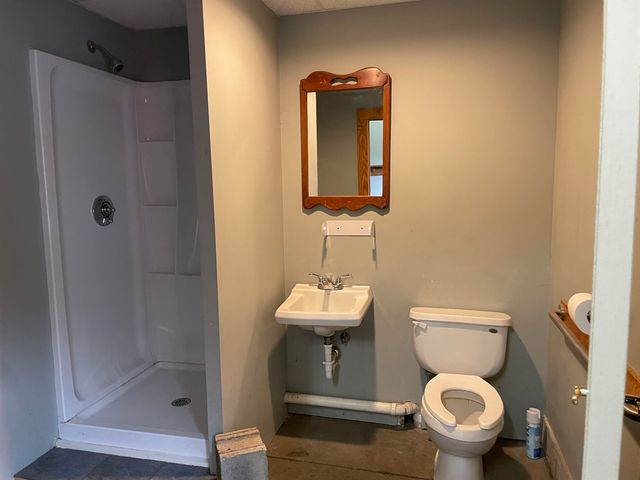 100 Cherry Tree Hill Lane, Barton, VT 05822