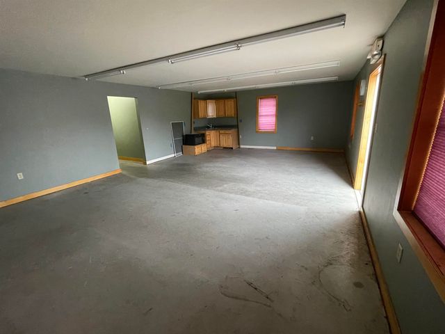 100 Cherry Tree Hill Lane, Barton, VT 05822