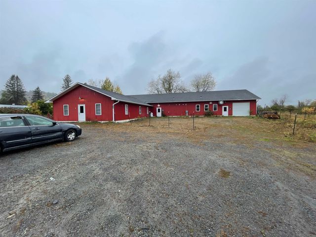 100 Cherry Tree Hill Lane, Barton, VT 05822