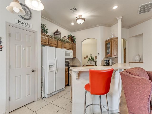 3908 Catamaran Dr, Yukon, OK 73099