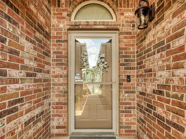 3908 Catamaran Dr, Yukon, OK 73099