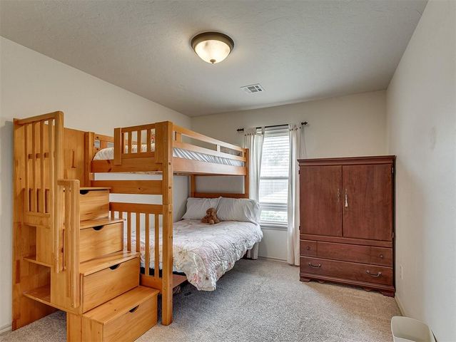 3908 Catamaran Dr, Yukon, OK 73099