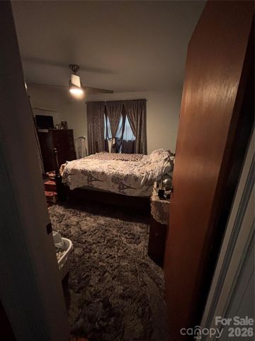 503 9th Avenue SW, Conover, NC 28613