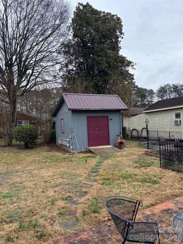 503 9th Avenue SW, Conover, NC 28613