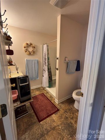 503 9th Avenue SW, Conover, NC 28613