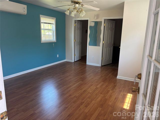503 9th Avenue SW, Conover, NC 28613