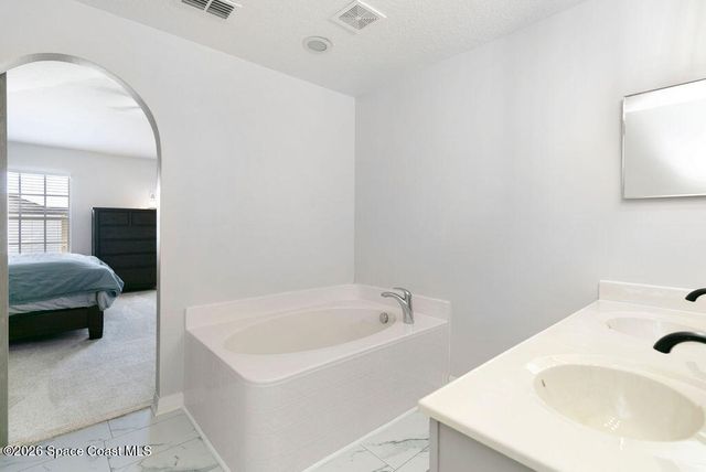 571 Tortuga Way, Melbourne, FL 32904