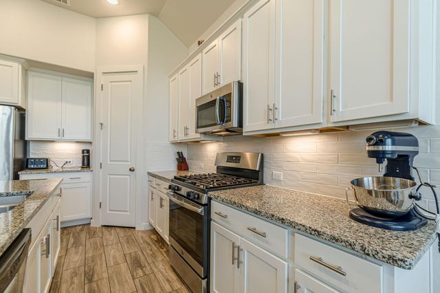 148 Emerald Green RD, San Marcos, TX 78666