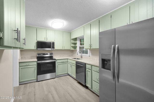 205 Speight Street, Havelock, NC 28532