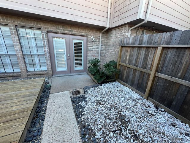 6700 Richardson Road 305, Houston, TX 77069