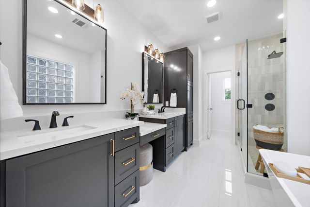 925 Fisher Street B, Houston, TX 77018