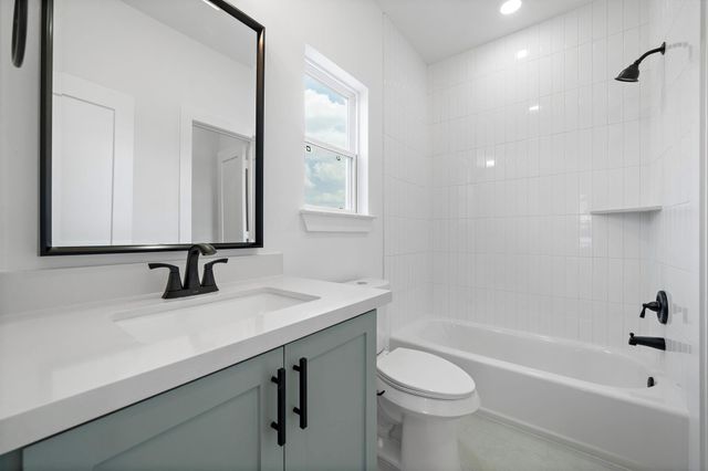 925 Fisher Street B, Houston, TX 77018