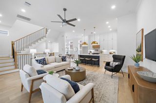 925 Fisher Street B, Houston, TX 77018