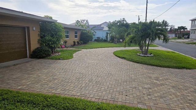 5412 LEILANI DRIVE, St Pete Beach, FL 33706