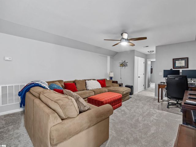 973 Deepwood Court, Boiling Springs, SC 29316