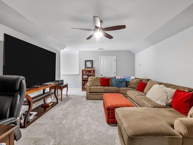 973 Deepwood Court, Boiling Springs, SC 29316