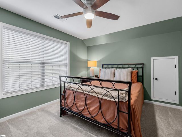 973 Deepwood Court, Boiling Springs, SC 29316
