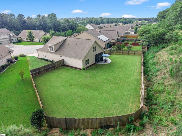 973 Deepwood Court, Boiling Springs, SC 29316