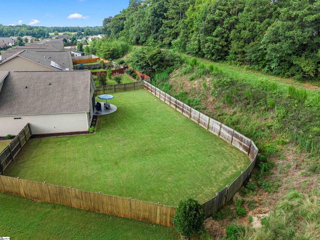 973 Deepwood Court, Boiling Springs, SC 29316