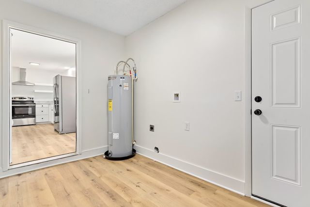 106 Oakridge Circle, Enterprise, AL 36330