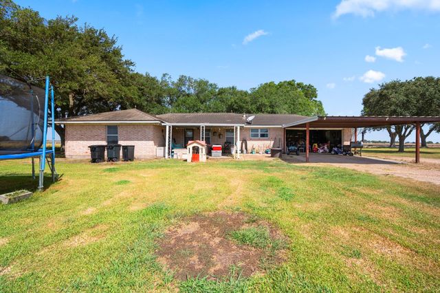9919 Bohacek Road, Beasley, TX 77417
