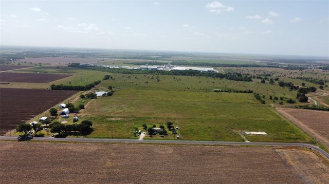 9919 Bohacek Road, Beasley, TX 77417