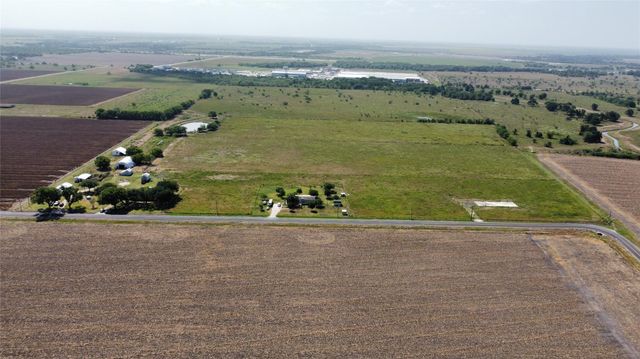 9919 Bohacek Road, Beasley, TX 77417