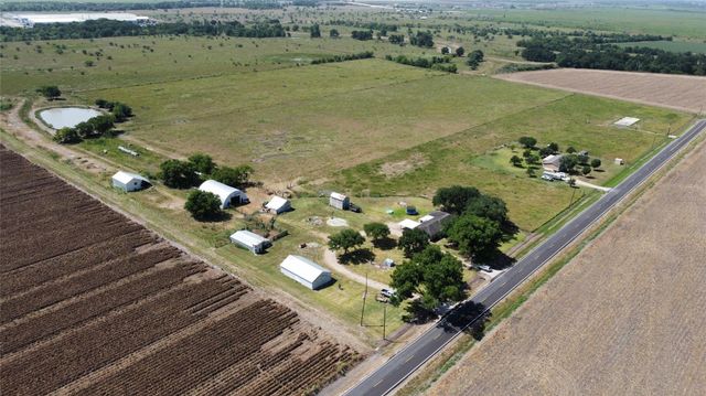 9919 Bohacek Road, Beasley, TX 77417
